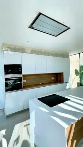 3 soveværelse Villa til salg i La Caldera, Adeje med swimmingpool garage - € 2.700.000 (Ref: 8931401)