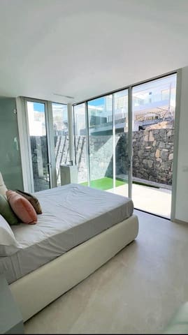 3 soveværelse Villa til salg i La Caldera, Adeje med swimmingpool garage - € 2.700.000 (Ref: 8931401)