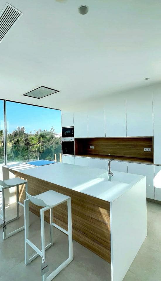 3 soveværelse Villa til salg i Costa Adeje med swimmingpool garage - € 2.700.000 (Ref: 8931401)