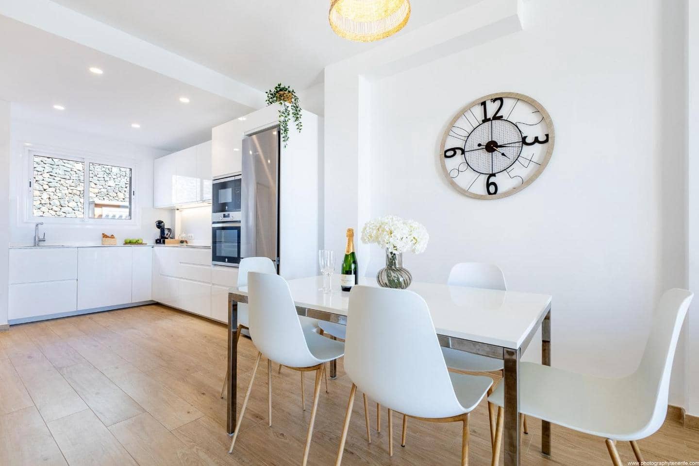 2 soveværelse Lejlighed til salg i Puerto Santiago med swimmingpool garage - € 465.000 (Ref: 8960622)