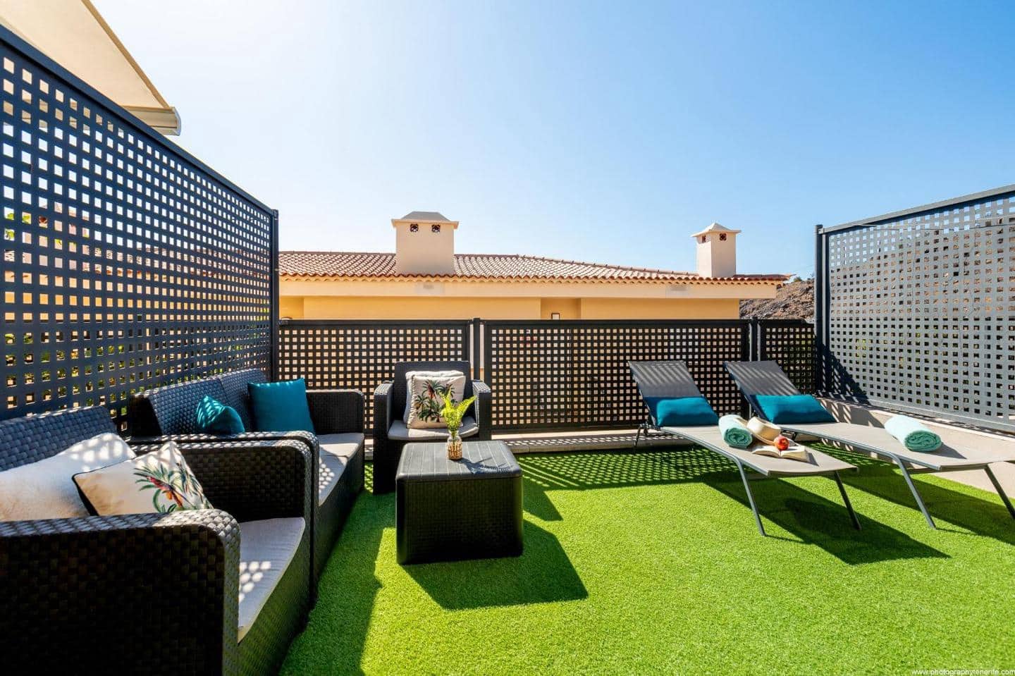 2 soveværelse Lejlighed til salg i Puerto Santiago med swimmingpool garage - € 465.000 (Ref: 8960622)