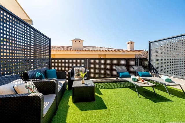 2 soveværelse Lejlighed til salg i Puerto Santiago, Santiago del Teide med swimmingpool garage - € 465.000 (Ref: 8960622)