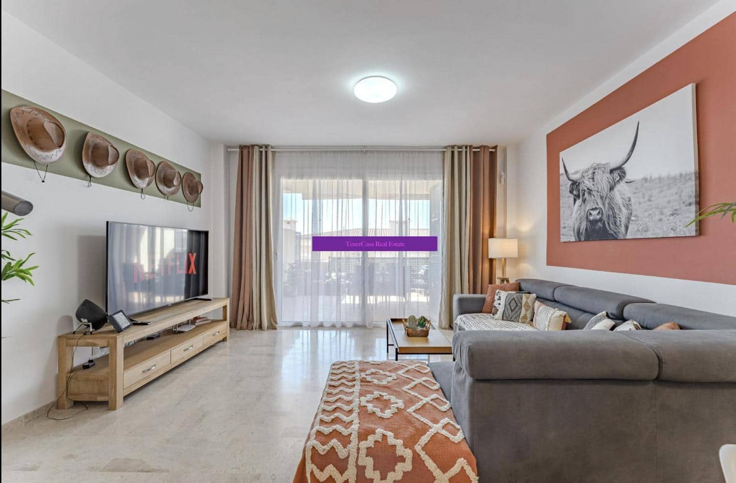 2 soveværelse Lejlighed til salg i Puerto Santiago med swimmingpool garage - € 470.000 (Ref: 8960712)