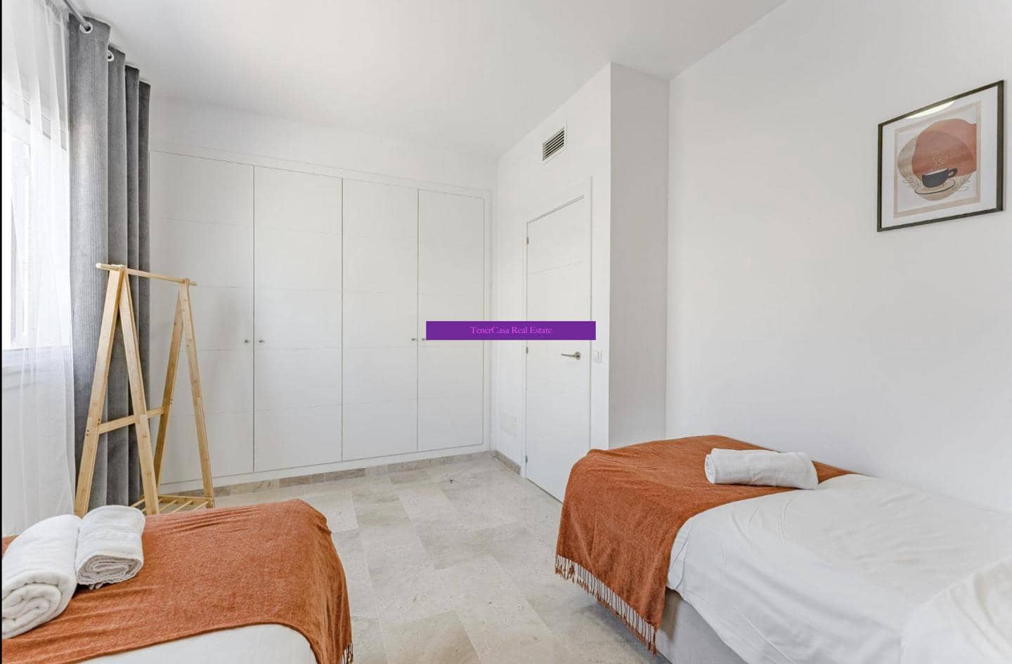 2 soveværelse Lejlighed til salg i Puerto Santiago med swimmingpool garage - € 470.000 (Ref: 8960712)