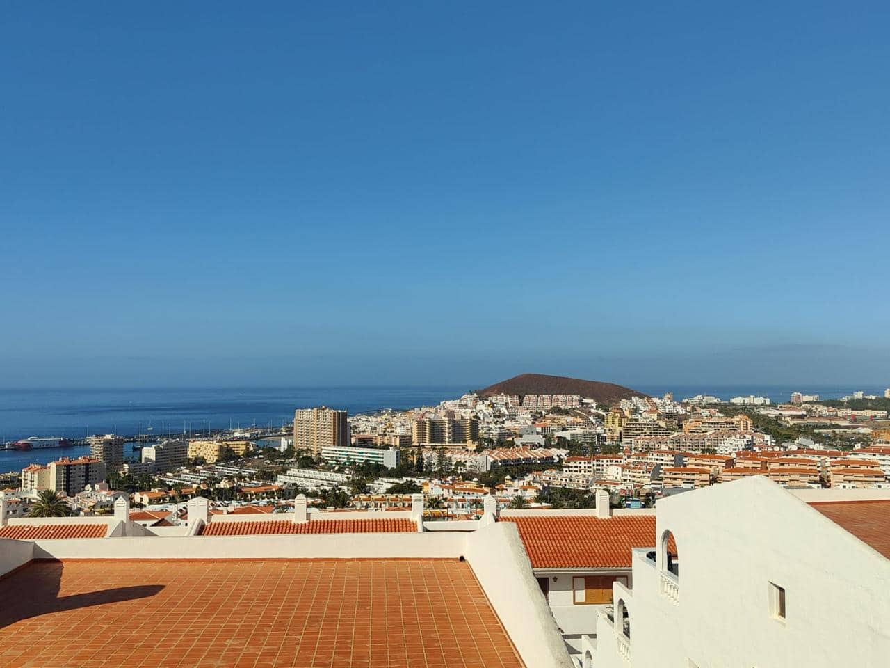 Leilighet til salgs i Los Cristianos med svømmebasseng - € 225 000 (Ref: 8967685)