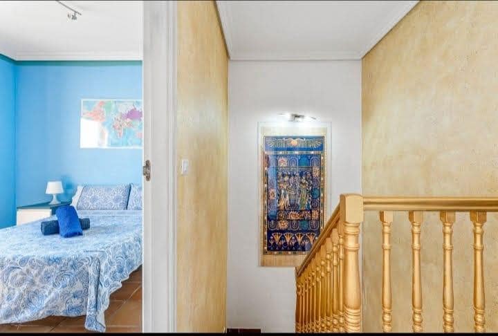 4 soveværelse Villa til salg i El Medano med garage - € 749.000 (Ref: 8977294)