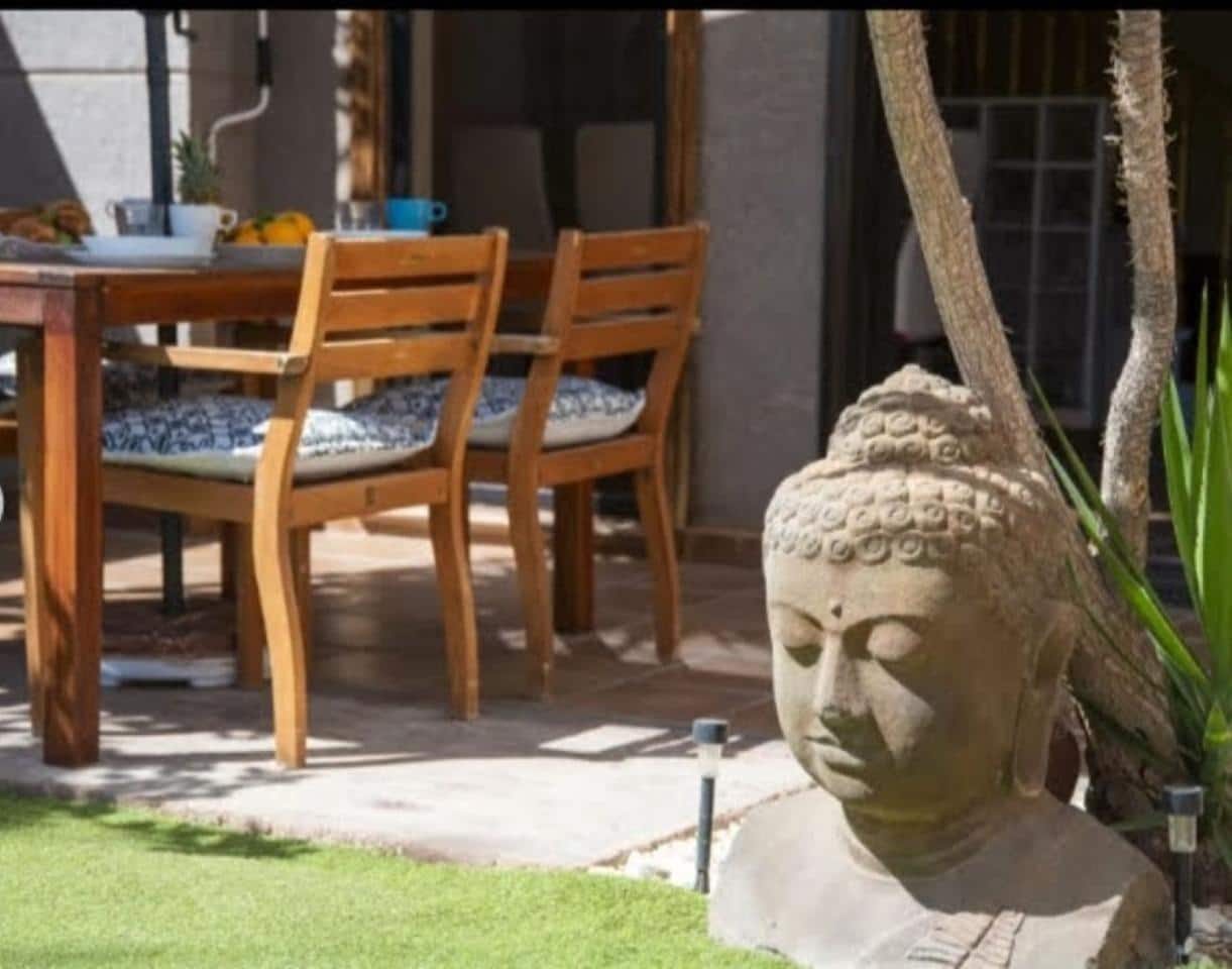 4 soveværelse Villa til salg i El Medano med garage - € 749.000 (Ref: 8977294)