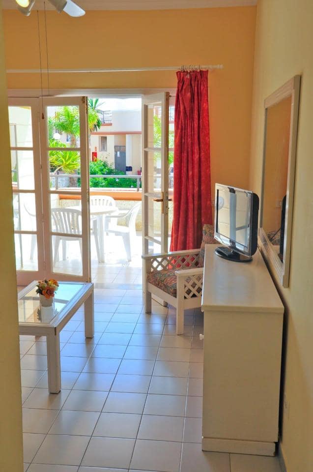 1 soverom Leilighet til salgs i Costa Adeje med svømmebasseng - € 370 000 (Ref: 8992831)