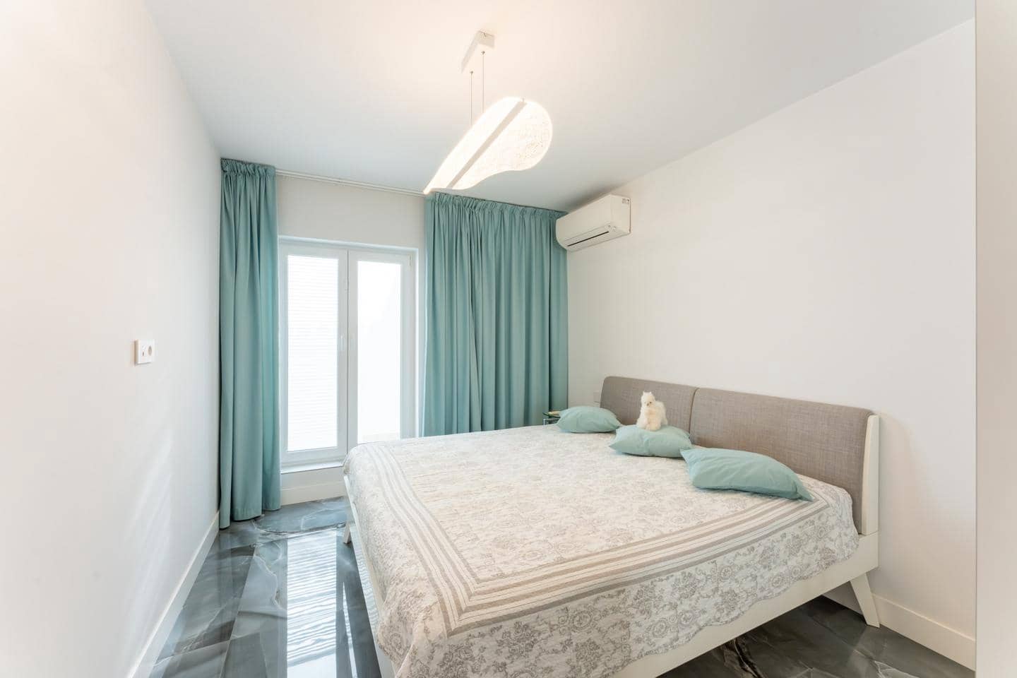 3 soveværelse Villa til salg i Costa Adeje med swimmingpool garage - € 2.350.000 (Ref: 9008342)