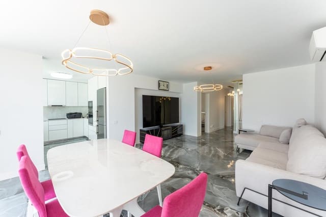 3 soveværelse Villa til salg i Playa del Duque, Adeje med swimmingpool garage - € 2.350.000 (Ref: 9008342)