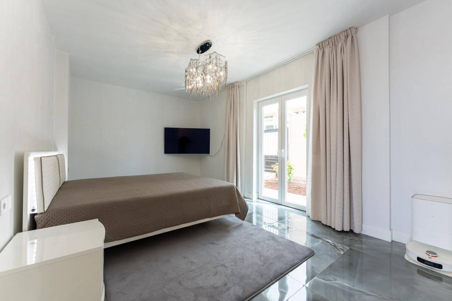 3 soveværelse Villa til salg i Costa Adeje med swimmingpool garage - € 2.350.000 (Ref: 9008342)