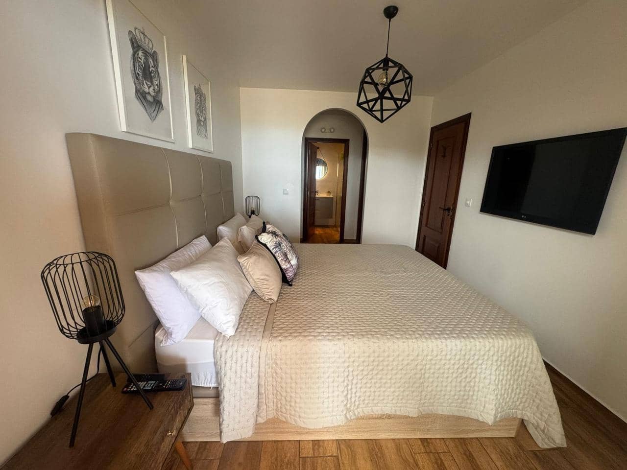 2 bedroom Flat for sale in Costa Adeje with garage - € 449,000 (Ref: 9035602)