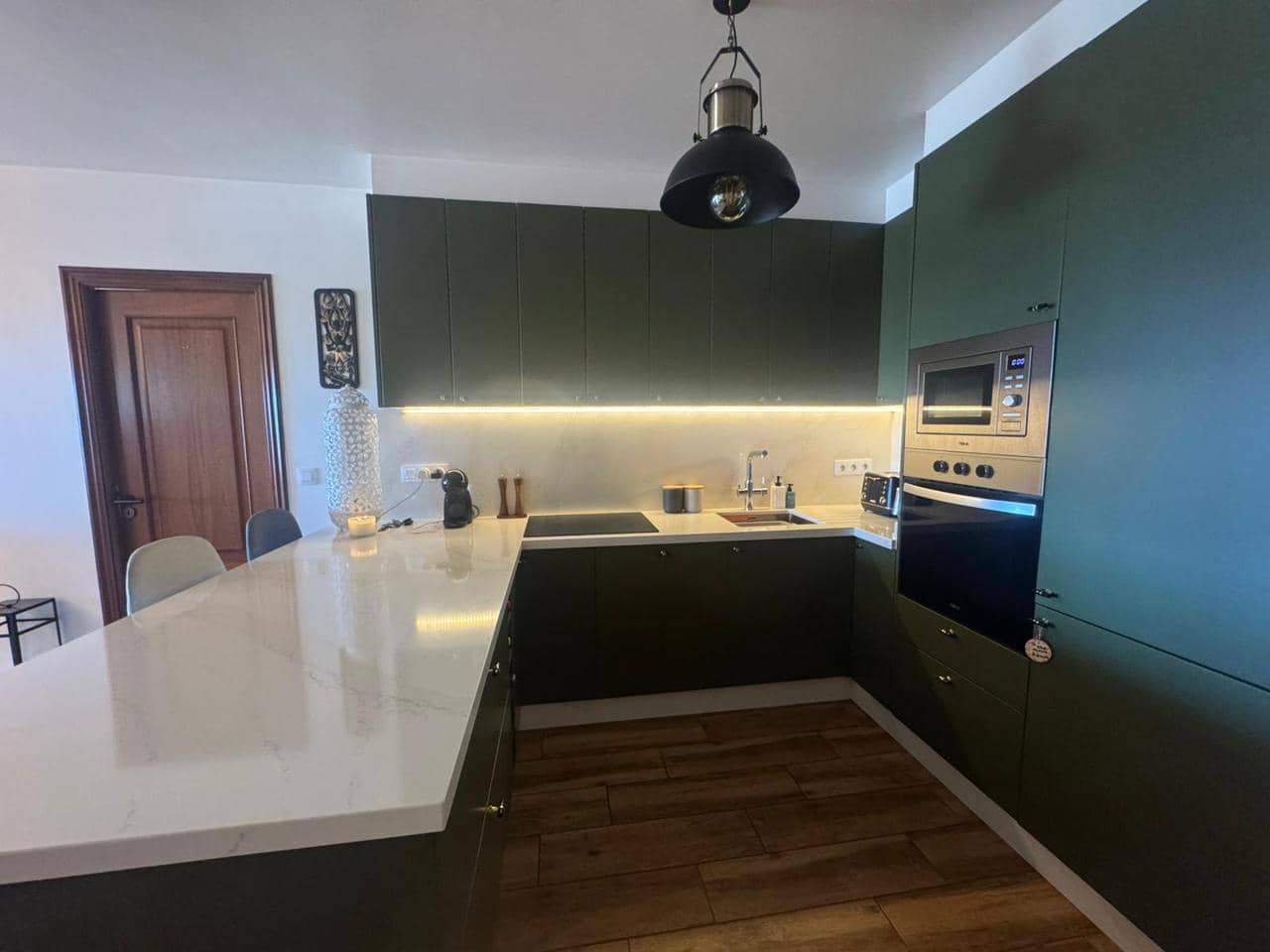 2 bedroom Flat for sale in Costa Adeje with garage - € 449,000 (Ref: 9035602)