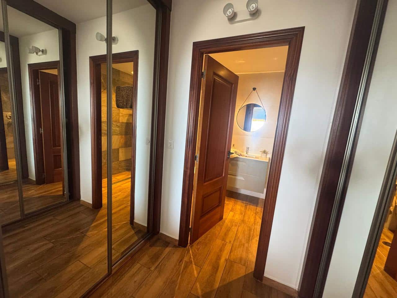 2 bedroom Flat for sale in Costa Adeje with garage - € 449,000 (Ref: 9035602)