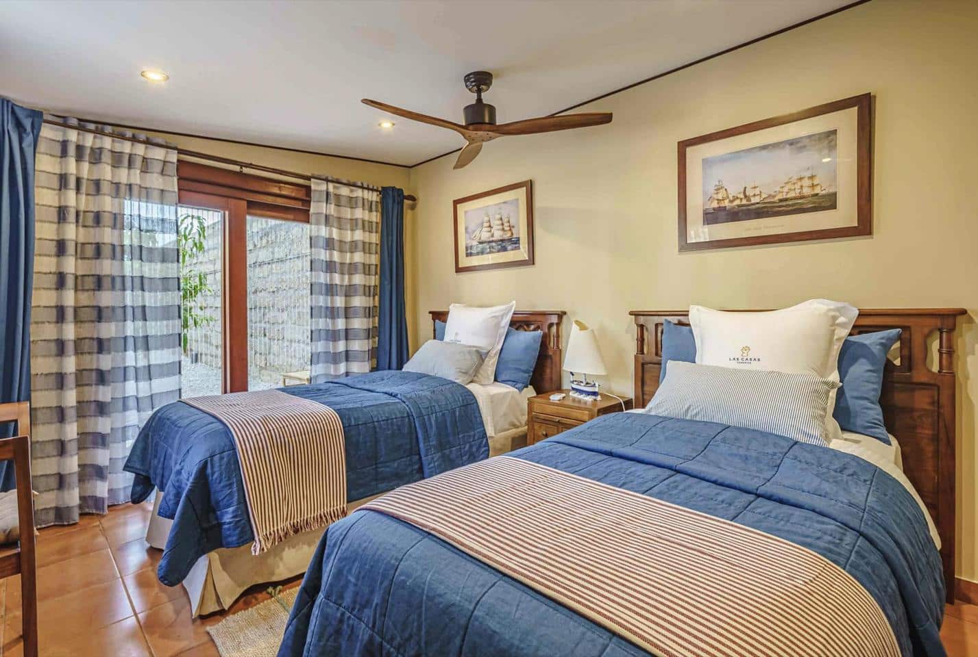 7 soveværelse Villa til salg i Costa Adeje med swimmingpool garage - € 8.500.000 (Ref: 9076902)