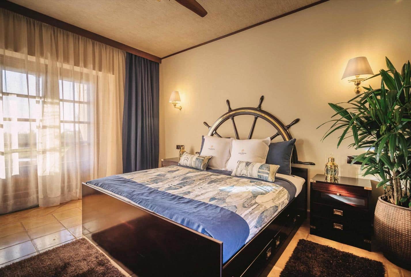 7 soveværelse Villa til salg i Costa Adeje med swimmingpool garage - € 8.500.000 (Ref: 9076902)