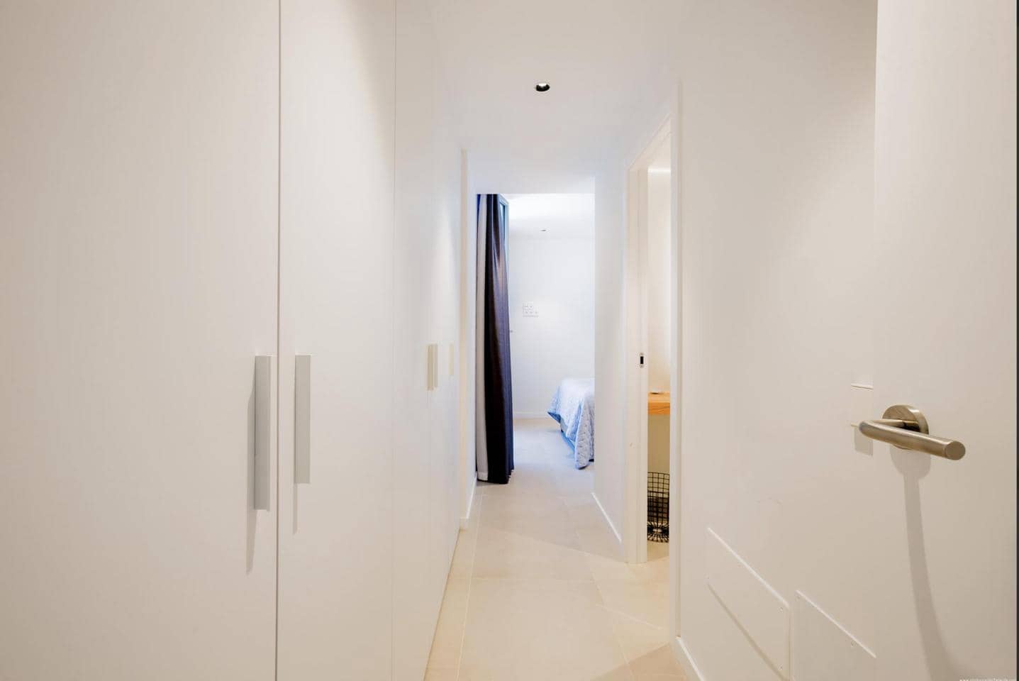 3 makuuhuone Huvila myytävänä paikassa Guia de Isora mukana uima-altaan 
autotalli - 1 830 000 € (Ref: 9079711)