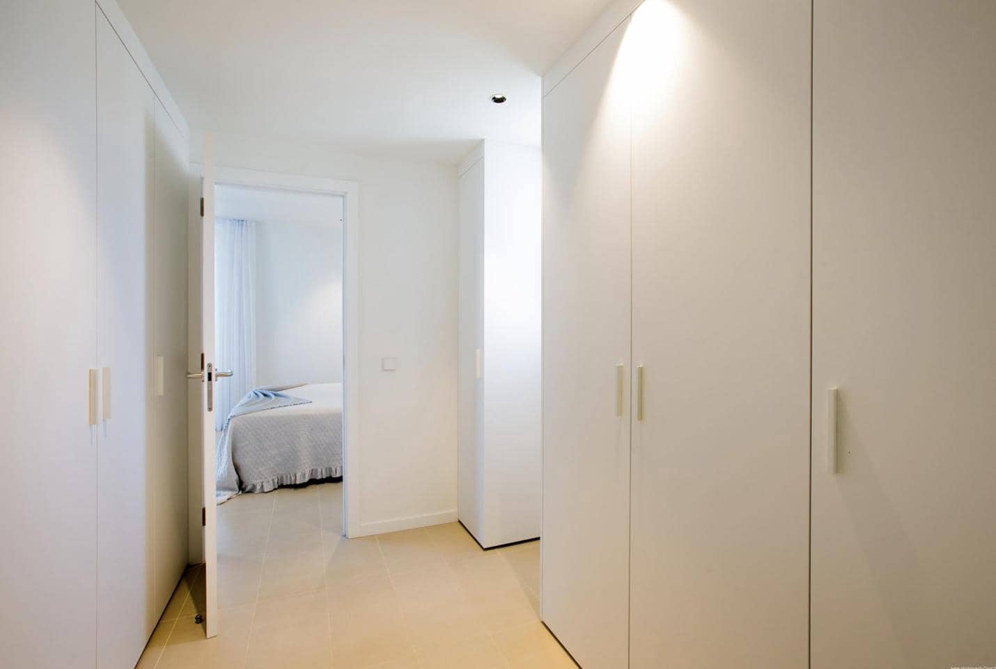 3 makuuhuone Huvila myytävänä paikassa Guia de Isora mukana uima-altaan 
autotalli - 1 830 000 € (Ref: 9079711)