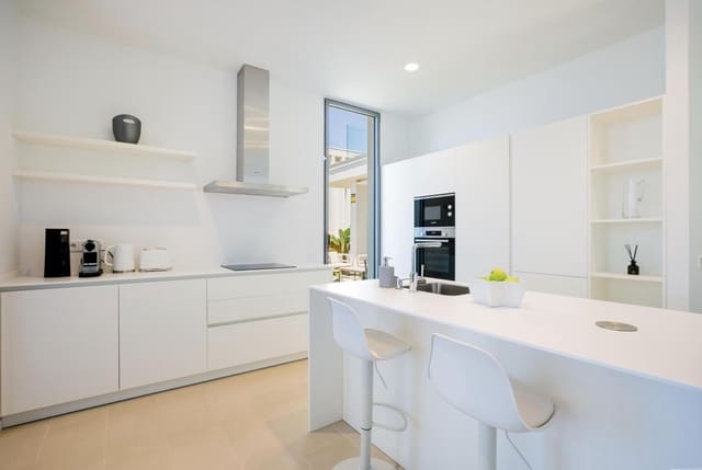 3 soveværelse Villa til salg i Guía de Isora med swimmingpool garage - € 1.830.000 (Ref: 9079711)