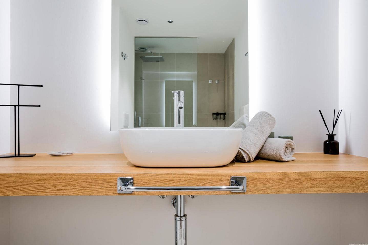 3 makuuhuone Huvila myytävänä paikassa Guia de Isora mukana uima-altaan 
autotalli - 1 830 000 € (Ref: 9079711)