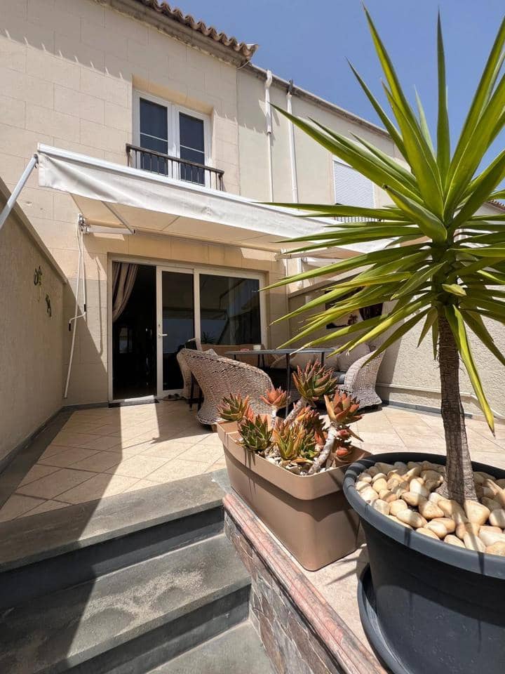 2 bedroom Villa for sale in Chayofa with garage - € 420,000 (Ref: 9127028)