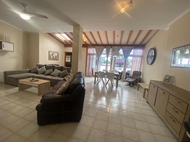 4 soveværelse Lejlighed til salg i Chayofa, Arona med swimmingpool garage - € 375.000 (Ref: 9143997)