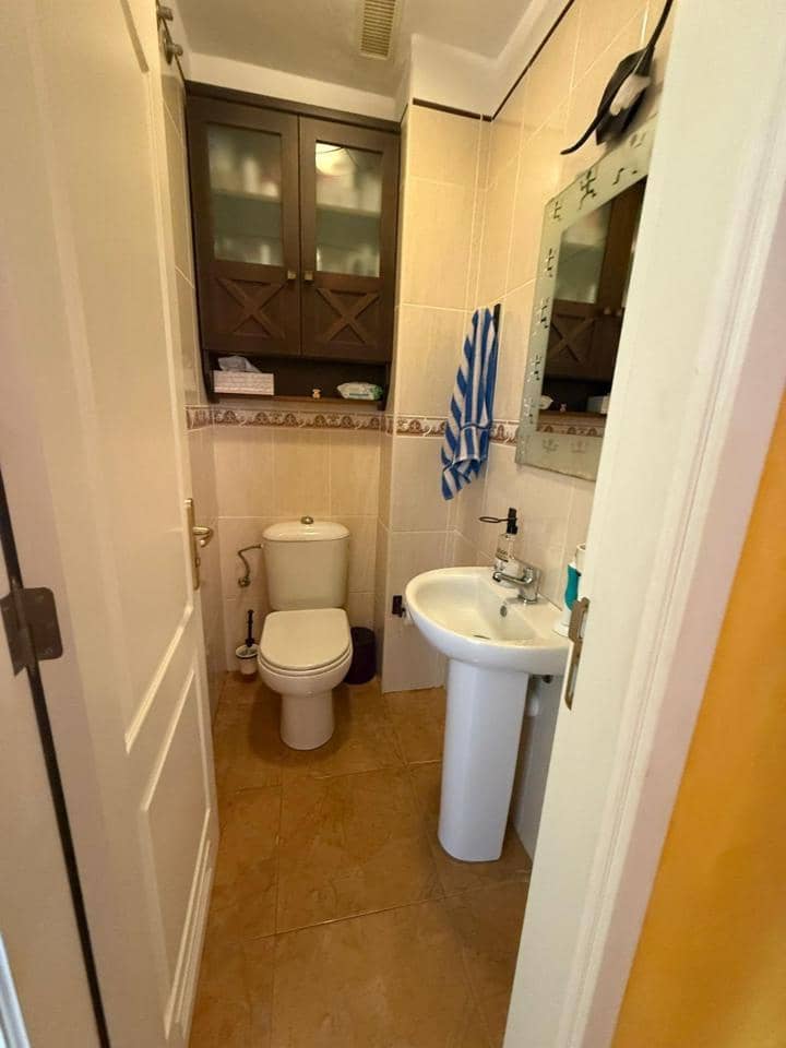 3 soveværelse Lejlighed til salg i San Isidro de Abona med garage - € 228.000 (Ref: 9161374)