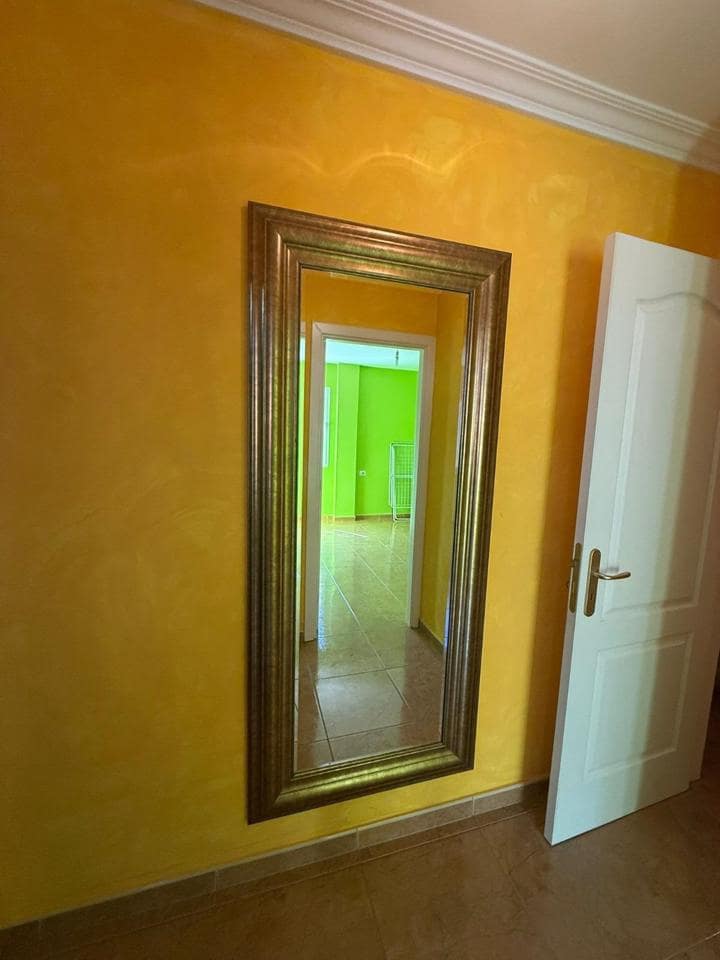 3 soveværelse Lejlighed til salg i San Isidro de Abona med garage - € 228.000 (Ref: 9161374)