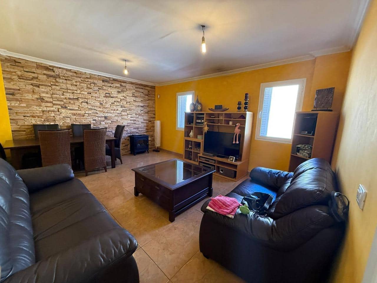 3 soveværelse Lejlighed til salg i San Isidro de Abona med garage - € 228.000 (Ref: 9161374)