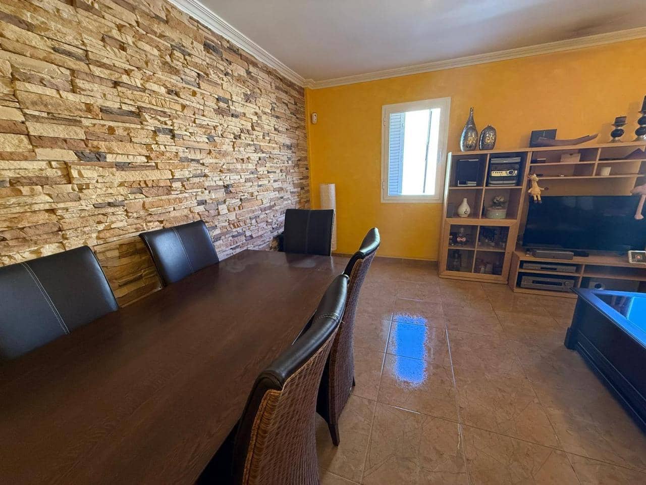 3 soveværelse Lejlighed til salg i San Isidro de Abona med garage - € 228.000 (Ref: 9161374)