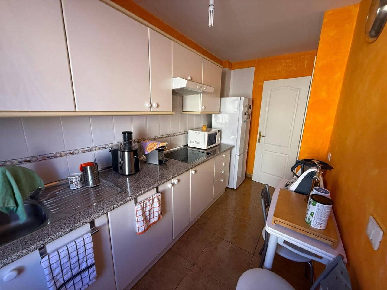 3 soveværelse Lejlighed til salg i San Isidro de Abona med garage - € 228.000 (Ref: 9161374)