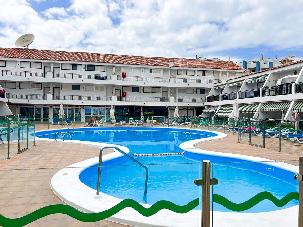 1 bedroom Flat for sale in Los Cristianos with pool - € 269,000 (Ref: 9164537)