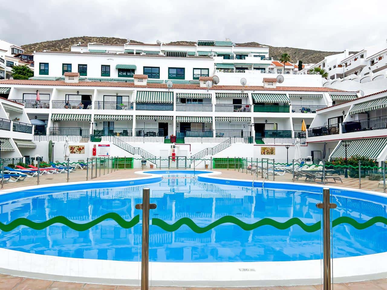 1 bedroom Flat for sale in Los Cristianos with pool - € 269,000 (Ref: 9164537)