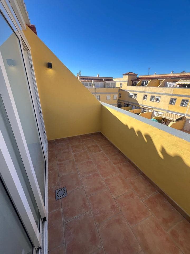 3 soveværelse Lejlighed til salg i Valle de San Lorenzo med garage - € 360.000 (Ref: 9191768)