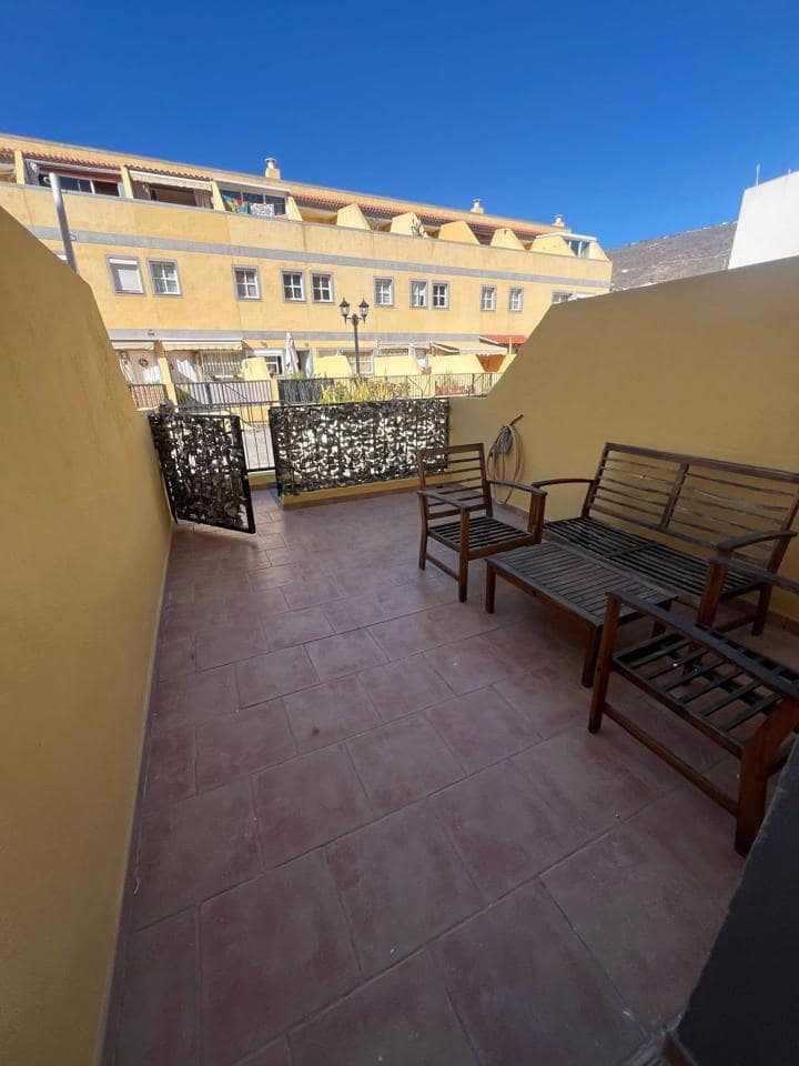 3 soveværelse Lejlighed til salg i Valle de San Lorenzo med garage - € 360.000 (Ref: 9191768)