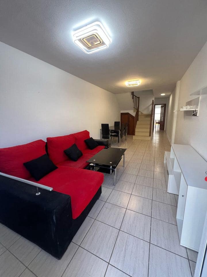 3 soveværelse Lejlighed til salg i Valle de San Lorenzo med garage - € 360.000 (Ref: 9191768)