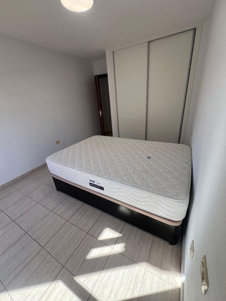 3 soveværelse Lejlighed til salg i Valle de San Lorenzo med garage - € 360.000 (Ref: 9191768)