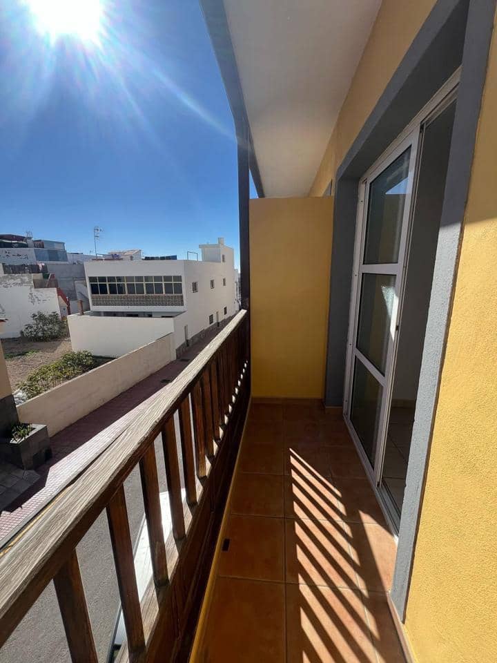 3 soveværelse Lejlighed til salg i Valle de San Lorenzo med garage - € 360.000 (Ref: 9191768)