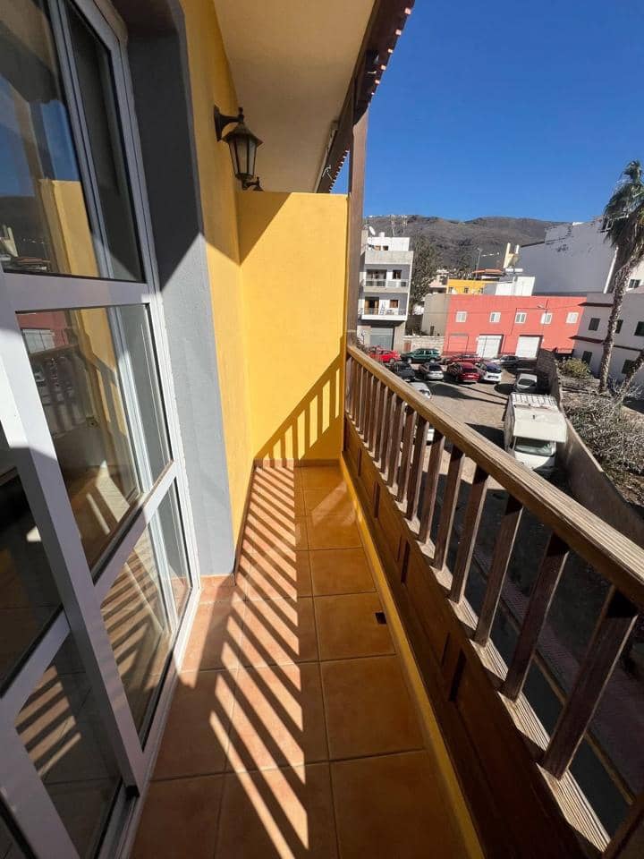 3 soveværelse Lejlighed til salg i Valle de San Lorenzo med garage - € 360.000 (Ref: 9191768)