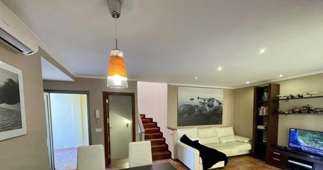 2 soveværelse Villa til salg i La Tejita, Granadilla de Abona med swimmingpool garage - € 589.000 (Ref: 9227905)