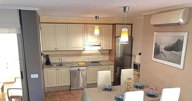 2 soveværelse Villa til salg i La Tejita, Granadilla de Abona med swimmingpool garage - € 589.000 (Ref: 9227905)