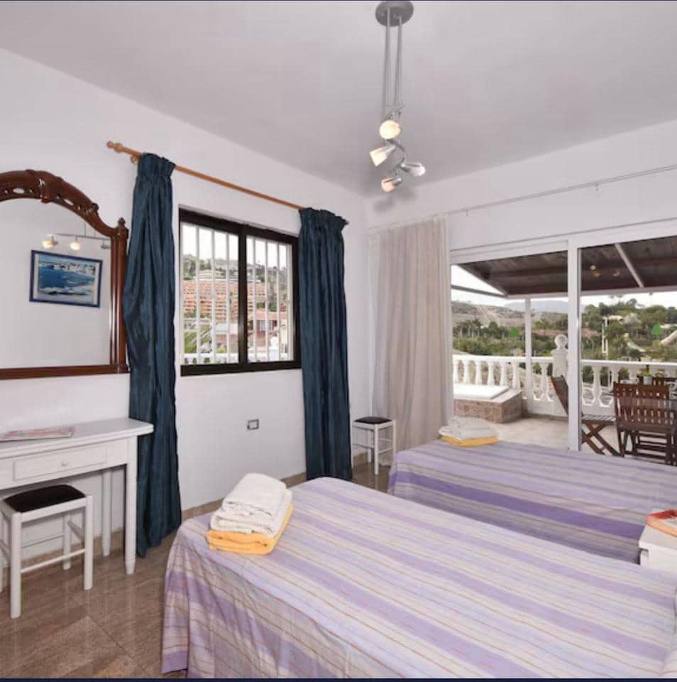 2 soverom Villa til salgs i Costa Adeje med svømmebasseng - € 775 000 (Ref: 9249238)