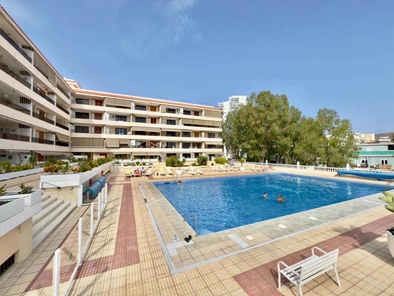 1 soverom Leilighet til salgs i Los Cristianos med svømmebasseng - € 425 000 (Ref: 9261868)