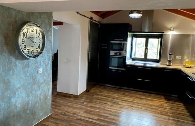 3 soveværelse Finca/Landehus til salg i Guía de Isora - € 546.000 (Ref: 9261869)