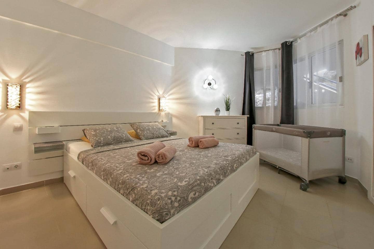 1 quarto Apartamento para venda em Playa Paraiso com piscina - 255 000 € (Ref: 9271922)