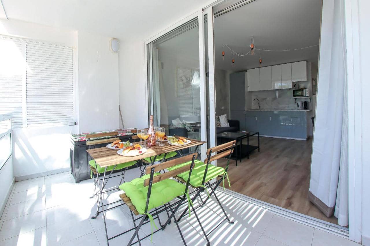 1 sovrum Lägenhet till salu i Costa Adeje med pool - 320 000 € (Ref: 9271923)