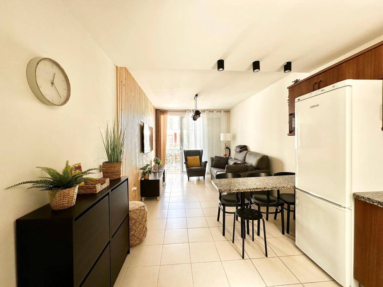 1 soveværelse Lejlighed til salg i Puerto Santiago med swimmingpool garage - € 240.000 (Ref: 9271924)