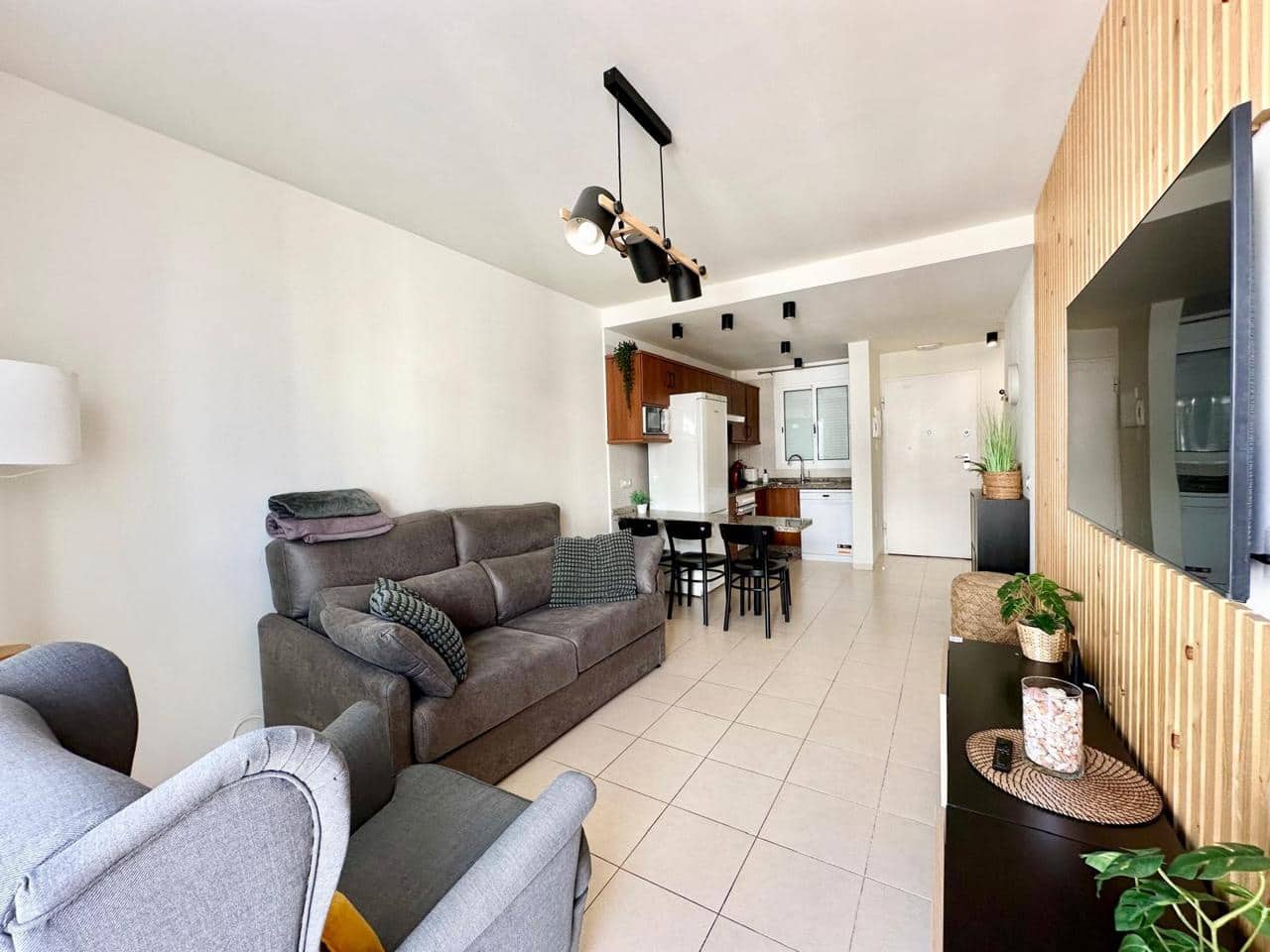 1 soveværelse Lejlighed til salg i Puerto Santiago med swimmingpool garage - € 240.000 (Ref: 9271924)