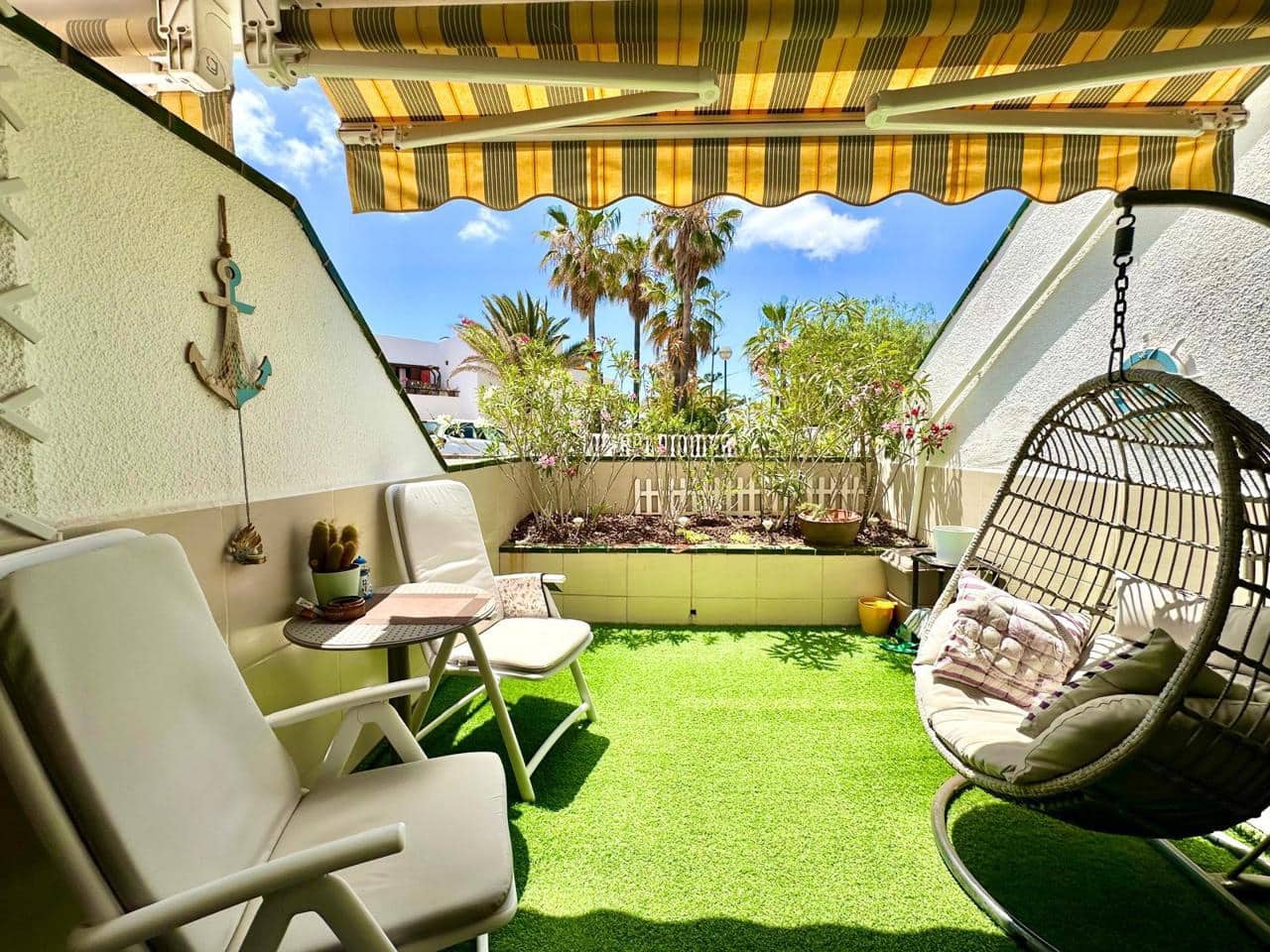 1 bedroom Flat for sale in Costa del Silencio with pool - € 250,000 (Ref: 9289512)