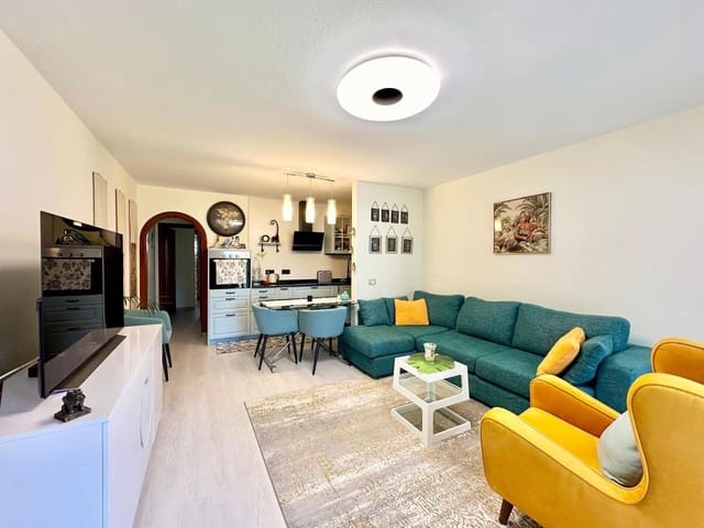 1 makuuhuone Asunto myytävänä paikassa Costa del Silencio, Arona mukana uima-altaan - 250 000 € (Ref: 9289512)